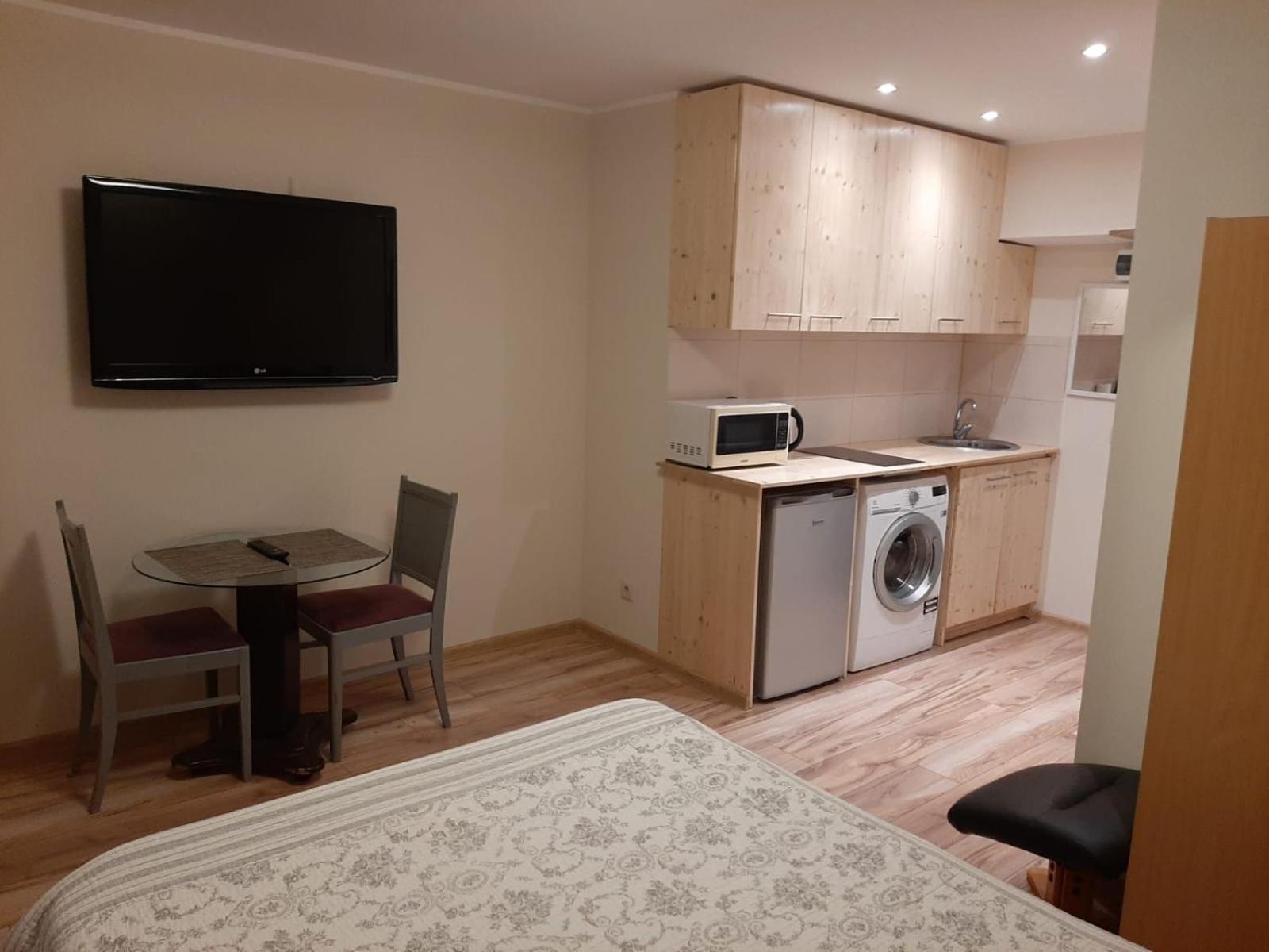Tomik Apartment Liepaja Ngoại thất bức ảnh
